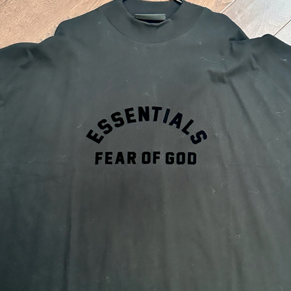 XL ESSENTIALS FEAR OF GOD OVERSIZED T-SHIRT